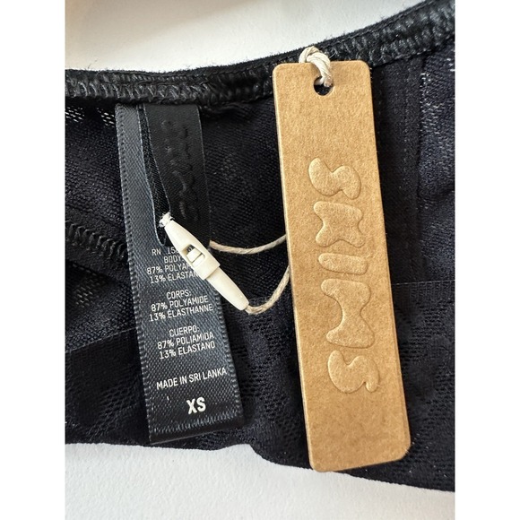 SKIMS Logo Mesh Triangle Bralette Womens XS Black‎ Romantic Sexy Gothic Onyx New - Picture 5 of 7